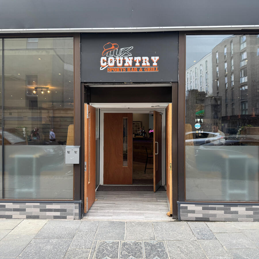 Lux country sports bar and grill